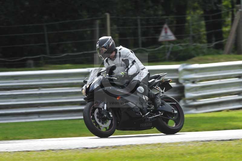 enduro digital images;event digital images;eventdigitalimages;no limits trackdays;oulton no limits trackday;oulton park cheshire;oulton trackday photographs;peter wileman photography;racing digital images;trackday digital images;trackday photos