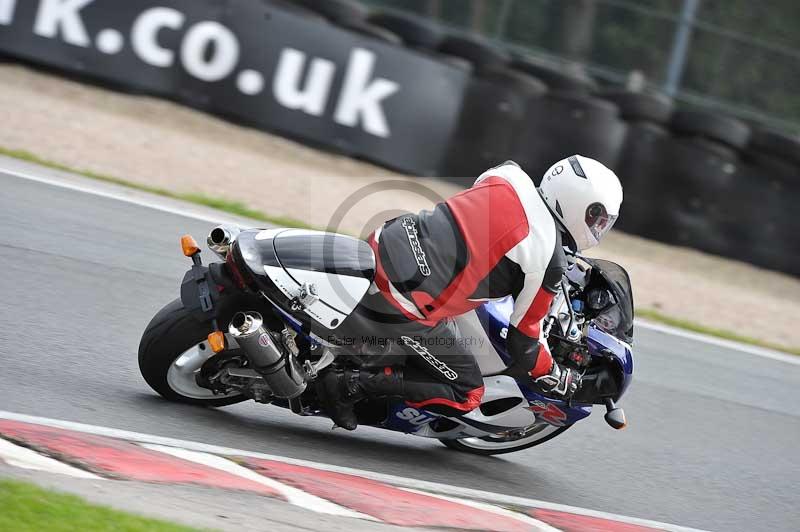 enduro digital images;event digital images;eventdigitalimages;no limits trackdays;oulton no limits trackday;oulton park cheshire;oulton trackday photographs;peter wileman photography;racing digital images;trackday digital images;trackday photos