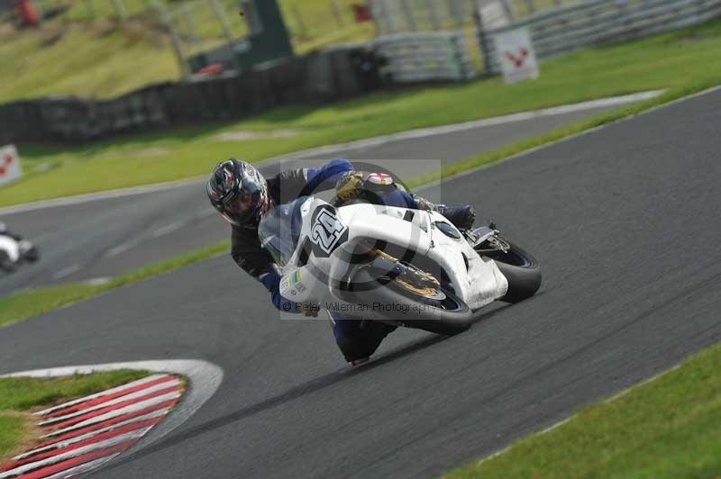 enduro digital images;event digital images;eventdigitalimages;no limits trackdays;oulton no limits trackday;oulton park cheshire;oulton trackday photographs;peter wileman photography;racing digital images;trackday digital images;trackday photos