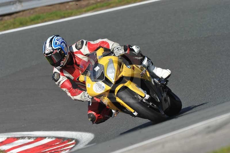 enduro digital images;event digital images;eventdigitalimages;no limits trackdays;oulton no limits trackday;oulton park cheshire;oulton trackday photographs;peter wileman photography;racing digital images;trackday digital images;trackday photos