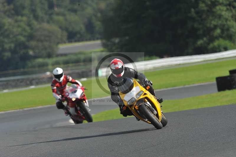 enduro digital images;event digital images;eventdigitalimages;no limits trackdays;oulton no limits trackday;oulton park cheshire;oulton trackday photographs;peter wileman photography;racing digital images;trackday digital images;trackday photos