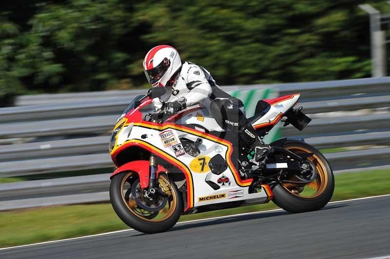 enduro digital images;event digital images;eventdigitalimages;no limits trackdays;oulton no limits trackday;oulton park cheshire;oulton trackday photographs;peter wileman photography;racing digital images;trackday digital images;trackday photos