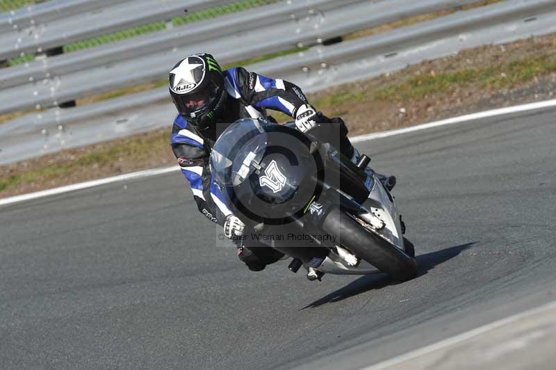 enduro digital images;event digital images;eventdigitalimages;no limits trackdays;oulton no limits trackday;oulton park cheshire;oulton trackday photographs;peter wileman photography;racing digital images;trackday digital images;trackday photos