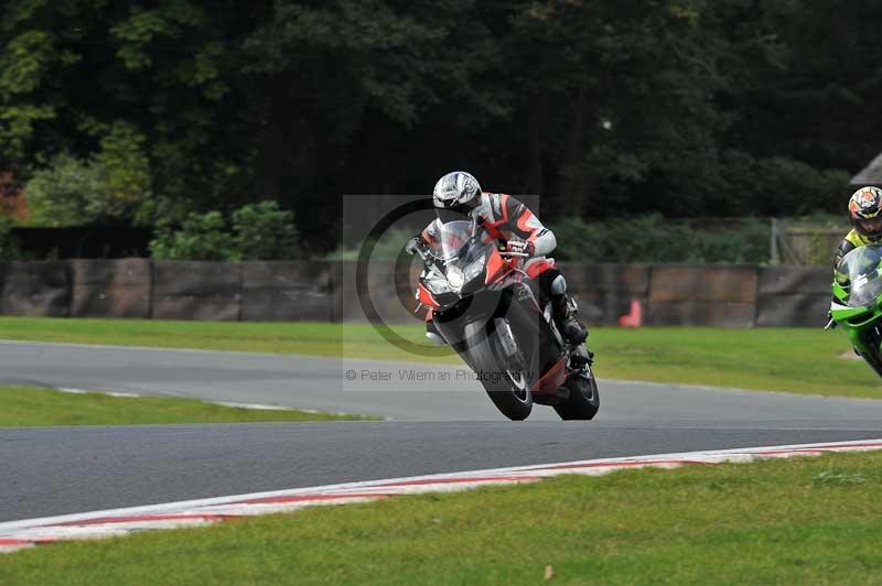enduro digital images;event digital images;eventdigitalimages;no limits trackdays;oulton no limits trackday;oulton park cheshire;oulton trackday photographs;peter wileman photography;racing digital images;trackday digital images;trackday photos