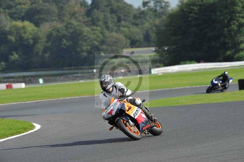 enduro digital images;event digital images;eventdigitalimages;no limits trackdays;oulton no limits trackday;oulton park cheshire;oulton trackday photographs;peter wileman photography;racing digital images;trackday digital images;trackday photos