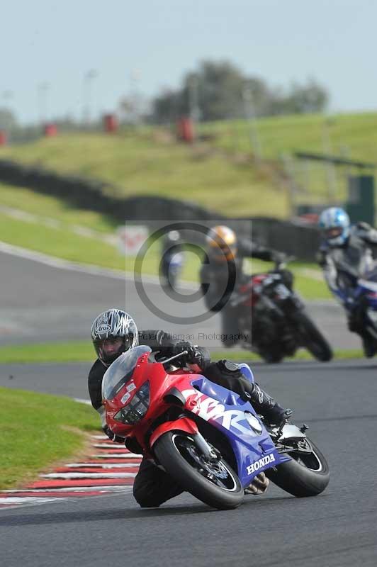 enduro digital images;event digital images;eventdigitalimages;no limits trackdays;oulton no limits trackday;oulton park cheshire;oulton trackday photographs;peter wileman photography;racing digital images;trackday digital images;trackday photos