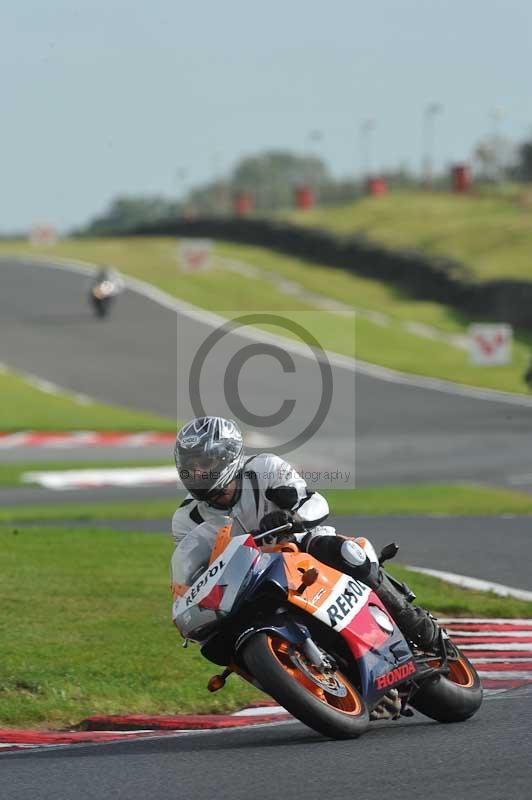 enduro digital images;event digital images;eventdigitalimages;no limits trackdays;oulton no limits trackday;oulton park cheshire;oulton trackday photographs;peter wileman photography;racing digital images;trackday digital images;trackday photos