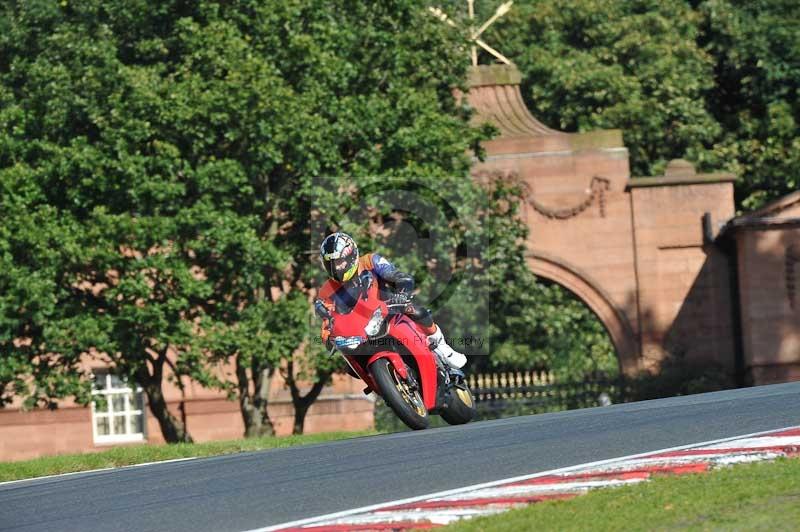 enduro digital images;event digital images;eventdigitalimages;no limits trackdays;oulton no limits trackday;oulton park cheshire;oulton trackday photographs;peter wileman photography;racing digital images;trackday digital images;trackday photos