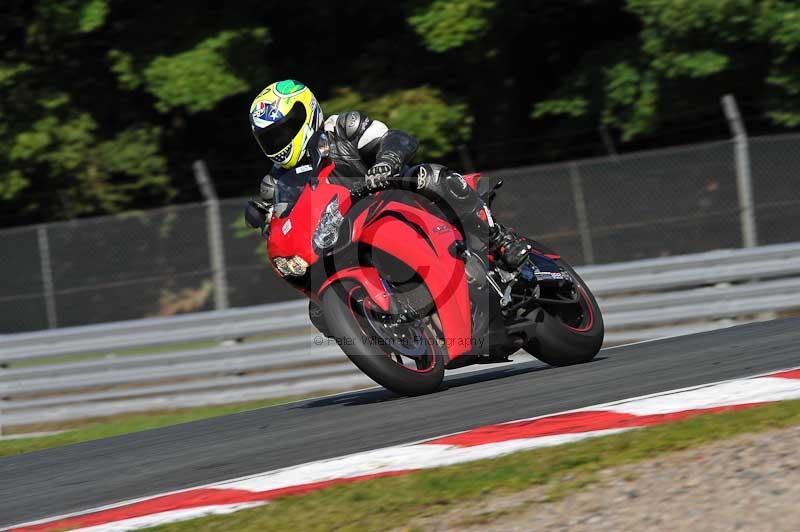 enduro digital images;event digital images;eventdigitalimages;no limits trackdays;oulton no limits trackday;oulton park cheshire;oulton trackday photographs;peter wileman photography;racing digital images;trackday digital images;trackday photos