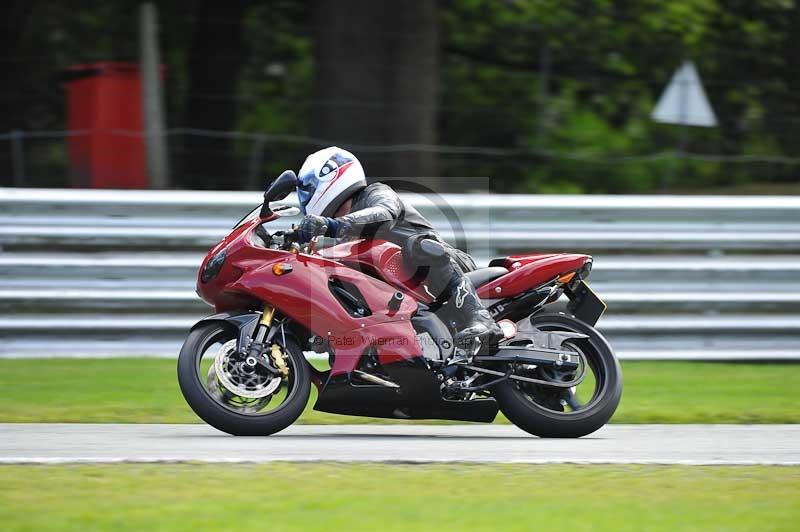 enduro digital images;event digital images;eventdigitalimages;no limits trackdays;oulton no limits trackday;oulton park cheshire;oulton trackday photographs;peter wileman photography;racing digital images;trackday digital images;trackday photos
