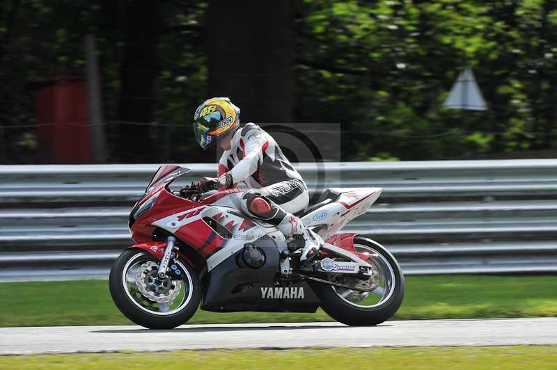 enduro digital images;event digital images;eventdigitalimages;no limits trackdays;oulton no limits trackday;oulton park cheshire;oulton trackday photographs;peter wileman photography;racing digital images;trackday digital images;trackday photos