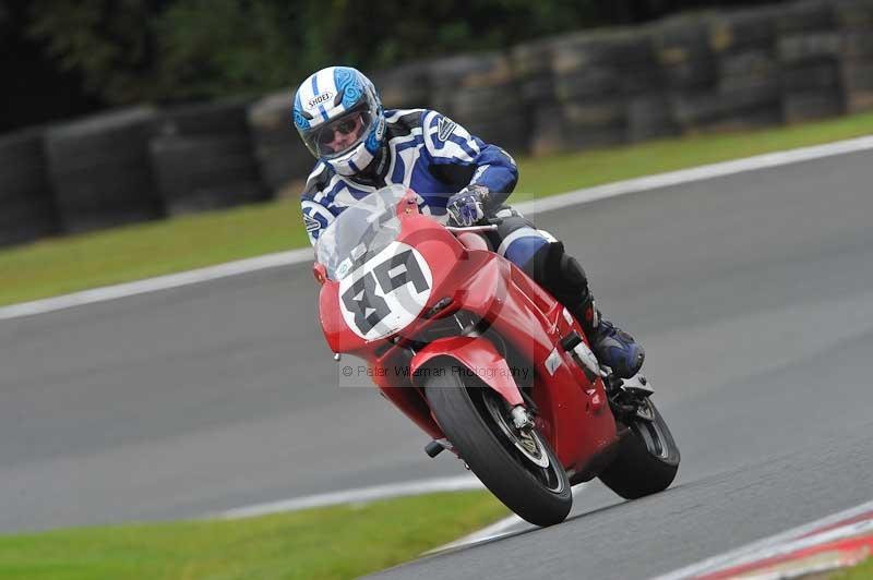 enduro digital images;event digital images;eventdigitalimages;no limits trackdays;oulton no limits trackday;oulton park cheshire;oulton trackday photographs;peter wileman photography;racing digital images;trackday digital images;trackday photos