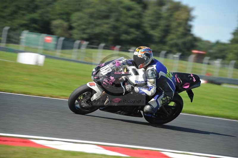 Motorcycle action photographs;event digital images;eventdigitalimages;no limits trackday;oulton park;oulton park circuit cheshire;oulton park photographs;peter wileman photography;trackday;trackday digital images;trackday photos