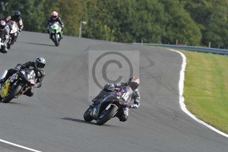 Motorcycle action photographs;event digital images;eventdigitalimages;no limits trackday;oulton park;oulton park circuit cheshire;oulton park photographs;peter wileman photography;trackday;trackday digital images;trackday photos