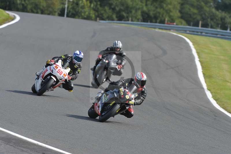 Motorcycle action photographs;event digital images;eventdigitalimages;no limits trackday;oulton park;oulton park circuit cheshire;oulton park photographs;peter wileman photography;trackday;trackday digital images;trackday photos