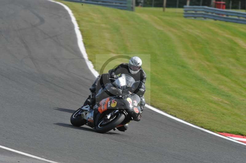 Motorcycle action photographs;event digital images;eventdigitalimages;no limits trackday;oulton park;oulton park circuit cheshire;oulton park photographs;peter wileman photography;trackday;trackday digital images;trackday photos