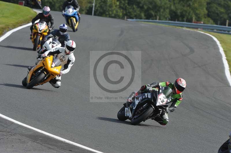 Motorcycle action photographs;event digital images;eventdigitalimages;no limits trackday;oulton park;oulton park circuit cheshire;oulton park photographs;peter wileman photography;trackday;trackday digital images;trackday photos