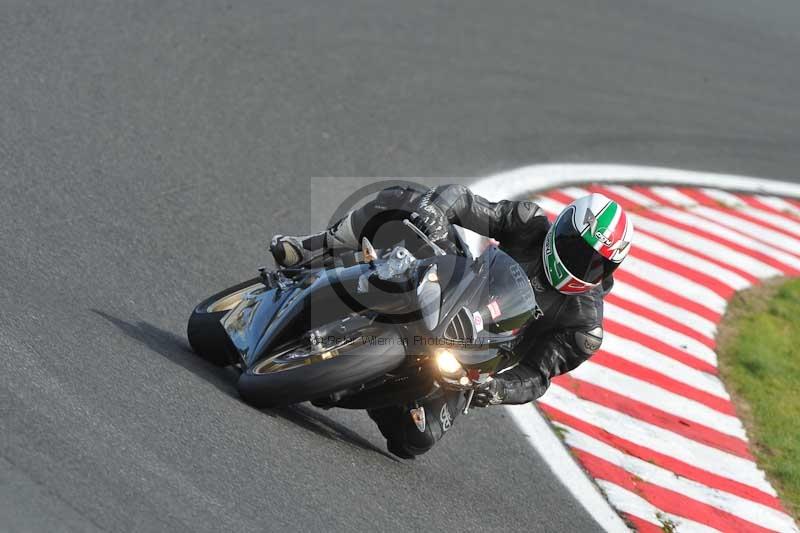 Motorcycle action photographs;event digital images;eventdigitalimages;no limits trackday;oulton park;oulton park circuit cheshire;oulton park photographs;peter wileman photography;trackday;trackday digital images;trackday photos