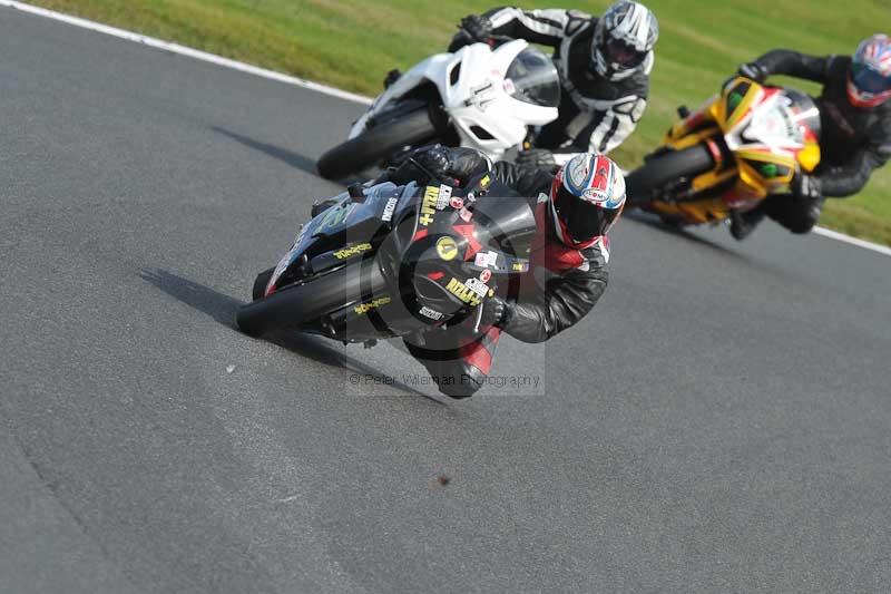 Motorcycle action photographs;event digital images;eventdigitalimages;no limits trackday;oulton park;oulton park circuit cheshire;oulton park photographs;peter wileman photography;trackday;trackday digital images;trackday photos