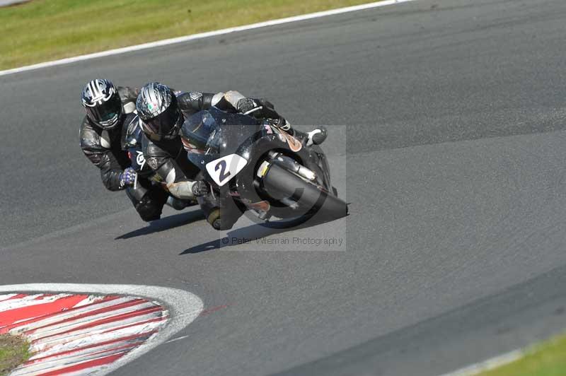 Motorcycle action photographs;event digital images;eventdigitalimages;no limits trackday;oulton park;oulton park circuit cheshire;oulton park photographs;peter wileman photography;trackday;trackday digital images;trackday photos