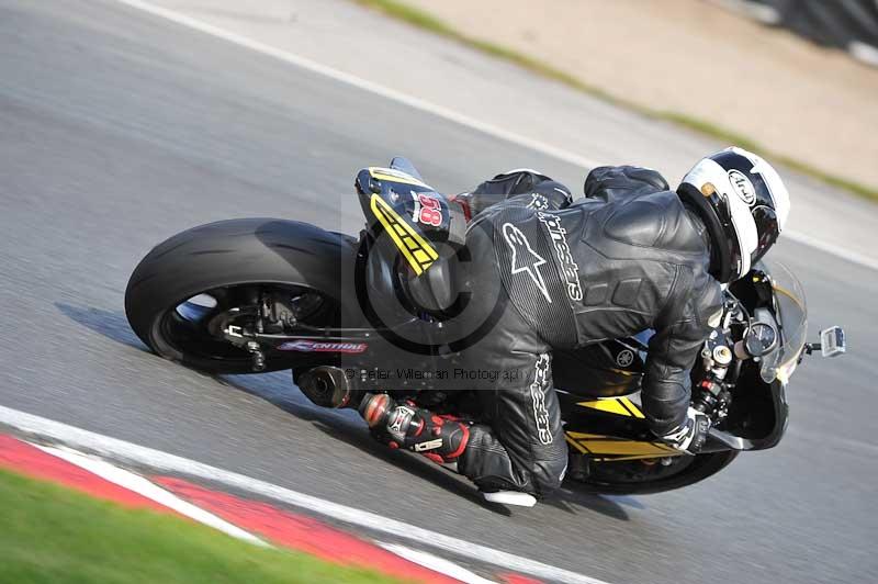 Motorcycle action photographs;event digital images;eventdigitalimages;no limits trackday;oulton park;oulton park circuit cheshire;oulton park photographs;peter wileman photography;trackday;trackday digital images;trackday photos