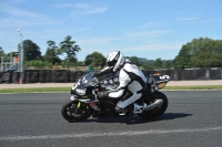 Motorcycle-action-photographs;event-digital-images;eventdigitalimages;no-limits-trackday;oulton-park;oulton-park-circuit-cheshire;oulton-park-photographs;peter-wileman-photography;trackday;trackday-digital-images;trackday-photos