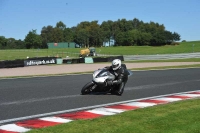 Motorcycle-action-photographs;event-digital-images;eventdigitalimages;no-limits-trackday;oulton-park;oulton-park-circuit-cheshire;oulton-park-photographs;peter-wileman-photography;trackday;trackday-digital-images;trackday-photos