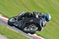 Motorcycle-action-photographs;event-digital-images;eventdigitalimages;no-limits-trackday;oulton-park;oulton-park-circuit-cheshire;oulton-park-photographs;peter-wileman-photography;trackday;trackday-digital-images;trackday-photos