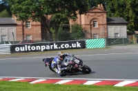 Motorcycle-action-photographs;event-digital-images;eventdigitalimages;no-limits-trackday;oulton-park;oulton-park-circuit-cheshire;oulton-park-photographs;peter-wileman-photography;trackday;trackday-digital-images;trackday-photos
