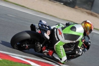 Motorcycle-action-photographs;event-digital-images;eventdigitalimages;no-limits-trackday;oulton-park;oulton-park-circuit-cheshire;oulton-park-photographs;peter-wileman-photography;trackday;trackday-digital-images;trackday-photos