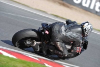 Motorcycle-action-photographs;event-digital-images;eventdigitalimages;no-limits-trackday;oulton-park;oulton-park-circuit-cheshire;oulton-park-photographs;peter-wileman-photography;trackday;trackday-digital-images;trackday-photos