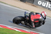 Motorcycle-action-photographs;event-digital-images;eventdigitalimages;no-limits-trackday;oulton-park;oulton-park-circuit-cheshire;oulton-park-photographs;peter-wileman-photography;trackday;trackday-digital-images;trackday-photos