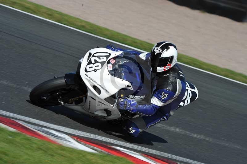 Motorcycle action photographs;event digital images;eventdigitalimages;no limits trackday;oulton park;oulton park circuit cheshire;oulton park photographs;peter wileman photography;trackday;trackday digital images;trackday photos