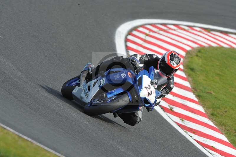 Motorcycle action photographs;event digital images;eventdigitalimages;no limits trackday;oulton park;oulton park circuit cheshire;oulton park photographs;peter wileman photography;trackday;trackday digital images;trackday photos