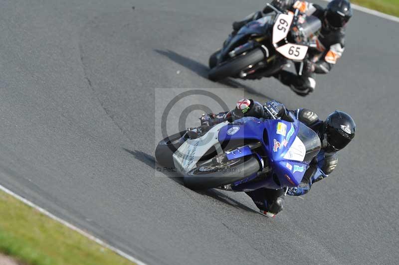 Motorcycle action photographs;event digital images;eventdigitalimages;no limits trackday;oulton park;oulton park circuit cheshire;oulton park photographs;peter wileman photography;trackday;trackday digital images;trackday photos
