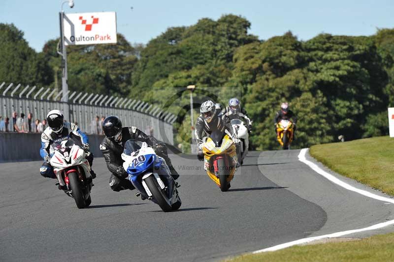 Motorcycle action photographs;event digital images;eventdigitalimages;no limits trackday;oulton park;oulton park circuit cheshire;oulton park photographs;peter wileman photography;trackday;trackday digital images;trackday photos