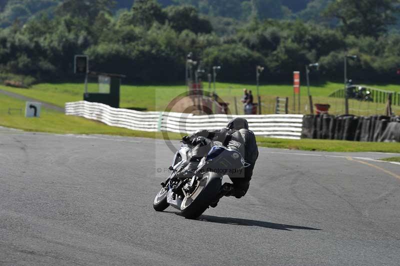 Motorcycle action photographs;event digital images;eventdigitalimages;no limits trackday;oulton park;oulton park circuit cheshire;oulton park photographs;peter wileman photography;trackday;trackday digital images;trackday photos