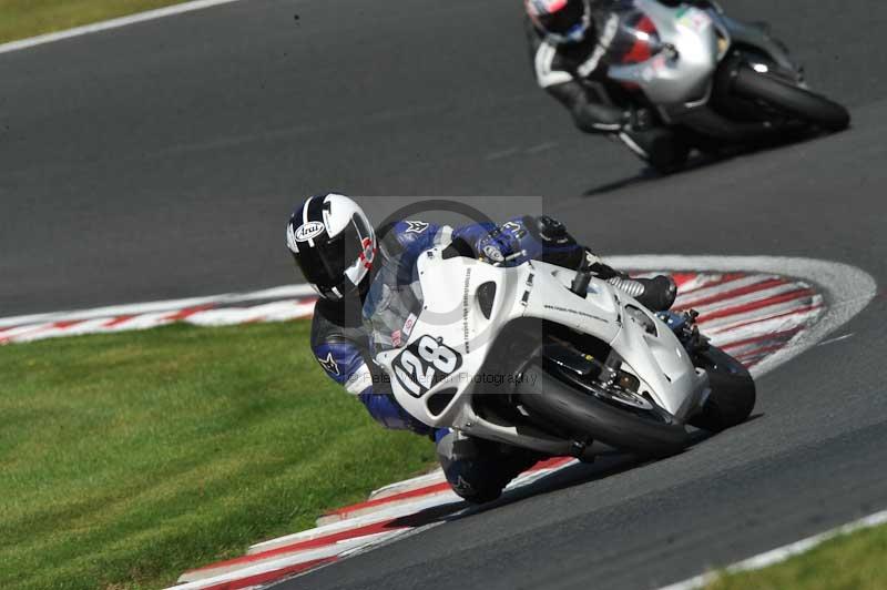 Motorcycle action photographs;event digital images;eventdigitalimages;no limits trackday;oulton park;oulton park circuit cheshire;oulton park photographs;peter wileman photography;trackday;trackday digital images;trackday photos