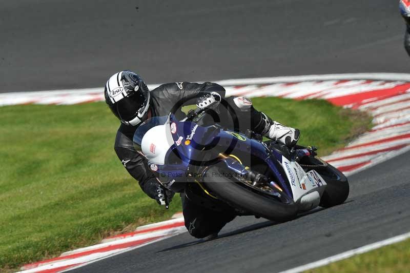 Motorcycle action photographs;event digital images;eventdigitalimages;no limits trackday;oulton park;oulton park circuit cheshire;oulton park photographs;peter wileman photography;trackday;trackday digital images;trackday photos