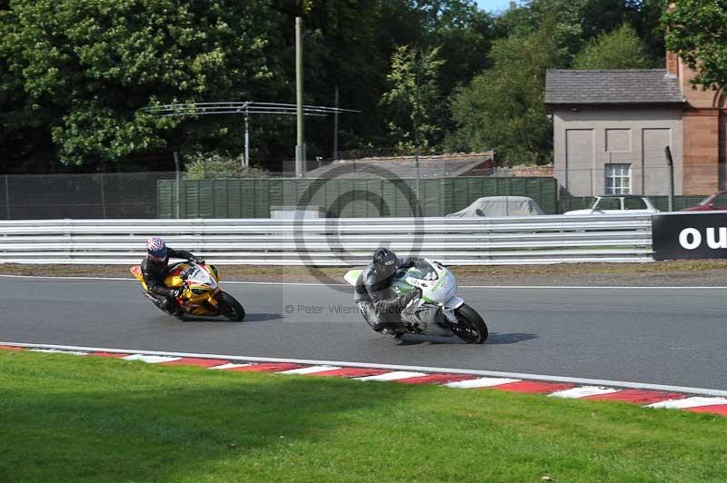 Motorcycle action photographs;event digital images;eventdigitalimages;no limits trackday;oulton park;oulton park circuit cheshire;oulton park photographs;peter wileman photography;trackday;trackday digital images;trackday photos