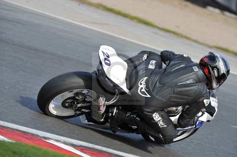Motorcycle action photographs;event digital images;eventdigitalimages;no limits trackday;oulton park;oulton park circuit cheshire;oulton park photographs;peter wileman photography;trackday;trackday digital images;trackday photos
