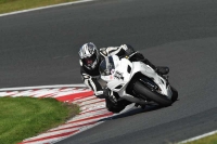 Motorcycle-action-photographs;event-digital-images;eventdigitalimages;no-limits-trackday;oulton-park;oulton-park-circuit-cheshire;oulton-park-photographs;peter-wileman-photography;trackday;trackday-digital-images;trackday-photos