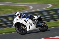 Motorcycle-action-photographs;event-digital-images;eventdigitalimages;no-limits-trackday;oulton-park;oulton-park-circuit-cheshire;oulton-park-photographs;peter-wileman-photography;trackday;trackday-digital-images;trackday-photos