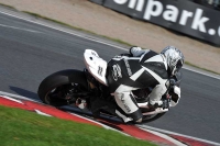 Motorcycle-action-photographs;event-digital-images;eventdigitalimages;no-limits-trackday;oulton-park;oulton-park-circuit-cheshire;oulton-park-photographs;peter-wileman-photography;trackday;trackday-digital-images;trackday-photos