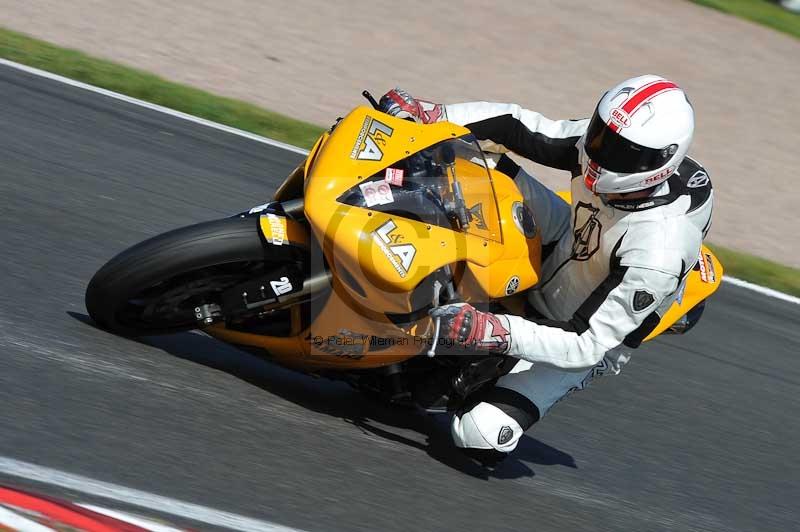 Motorcycle action photographs;event digital images;eventdigitalimages;no limits trackday;oulton park;oulton park circuit cheshire;oulton park photographs;peter wileman photography;trackday;trackday digital images;trackday photos