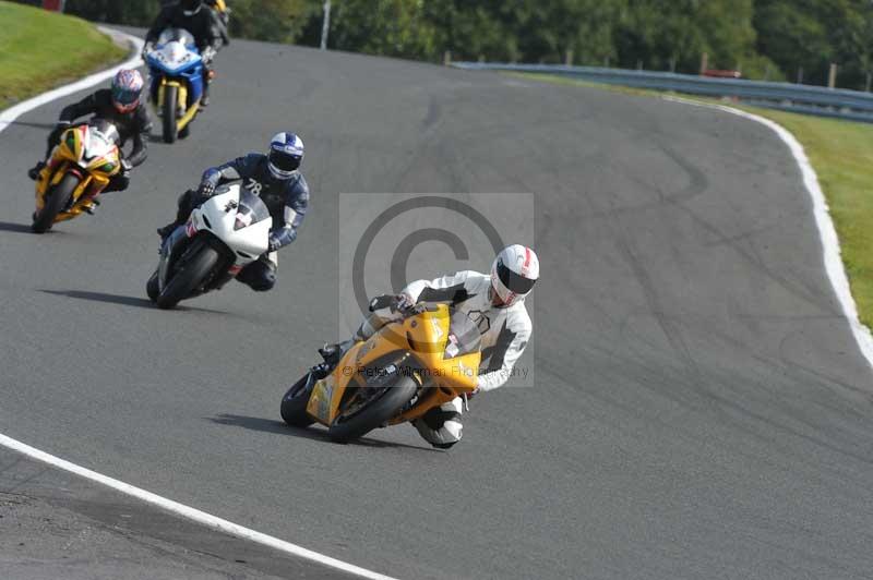 Motorcycle action photographs;event digital images;eventdigitalimages;no limits trackday;oulton park;oulton park circuit cheshire;oulton park photographs;peter wileman photography;trackday;trackday digital images;trackday photos