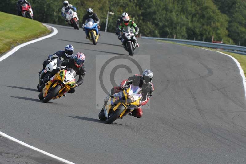 Motorcycle action photographs;event digital images;eventdigitalimages;no limits trackday;oulton park;oulton park circuit cheshire;oulton park photographs;peter wileman photography;trackday;trackday digital images;trackday photos