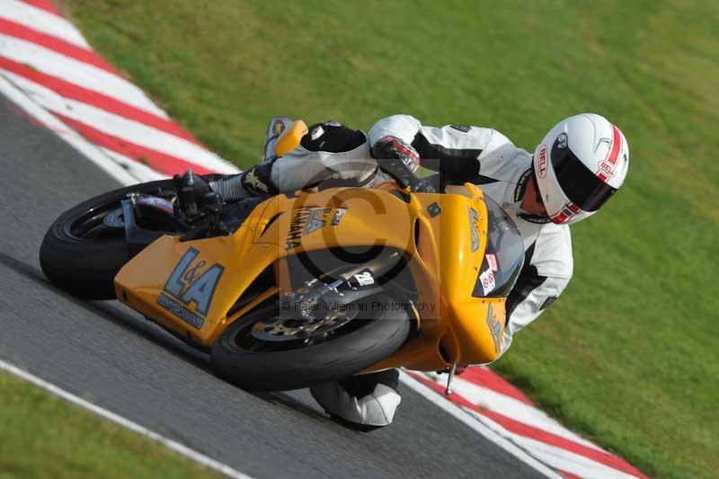 Motorcycle action photographs;event digital images;eventdigitalimages;no limits trackday;oulton park;oulton park circuit cheshire;oulton park photographs;peter wileman photography;trackday;trackday digital images;trackday photos