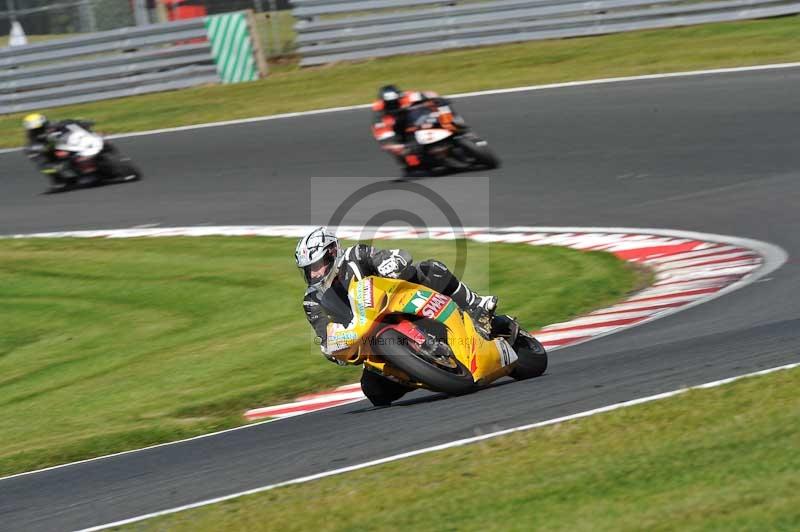Motorcycle action photographs;event digital images;eventdigitalimages;no limits trackday;oulton park;oulton park circuit cheshire;oulton park photographs;peter wileman photography;trackday;trackday digital images;trackday photos