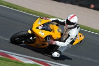 Motorcycle-action-photographs;event-digital-images;eventdigitalimages;no-limits-trackday;oulton-park;oulton-park-circuit-cheshire;oulton-park-photographs;peter-wileman-photography;trackday;trackday-digital-images;trackday-photos